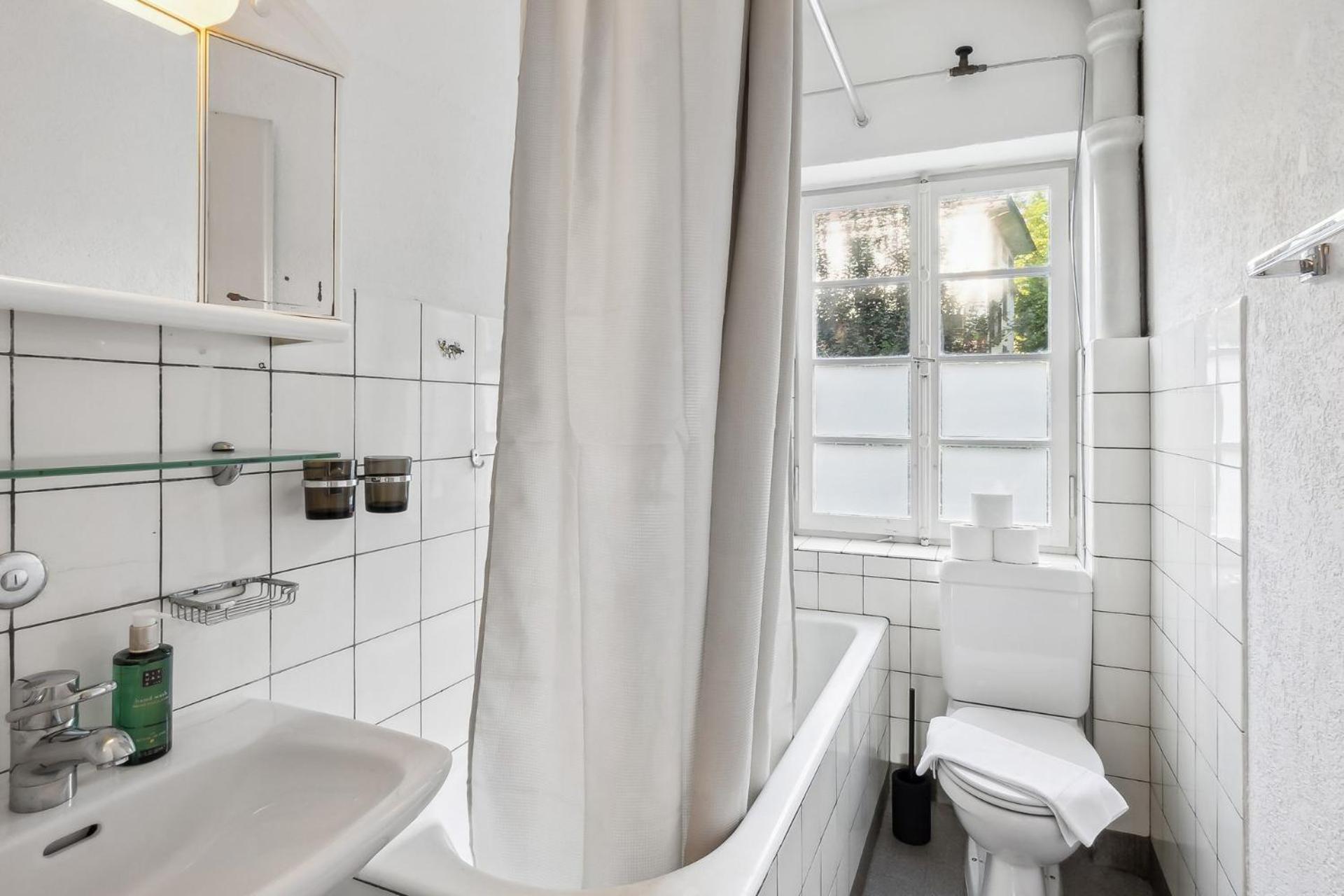 Homey Comfort In Oerlikon زيورخ المظهر الخارجي الصورة
